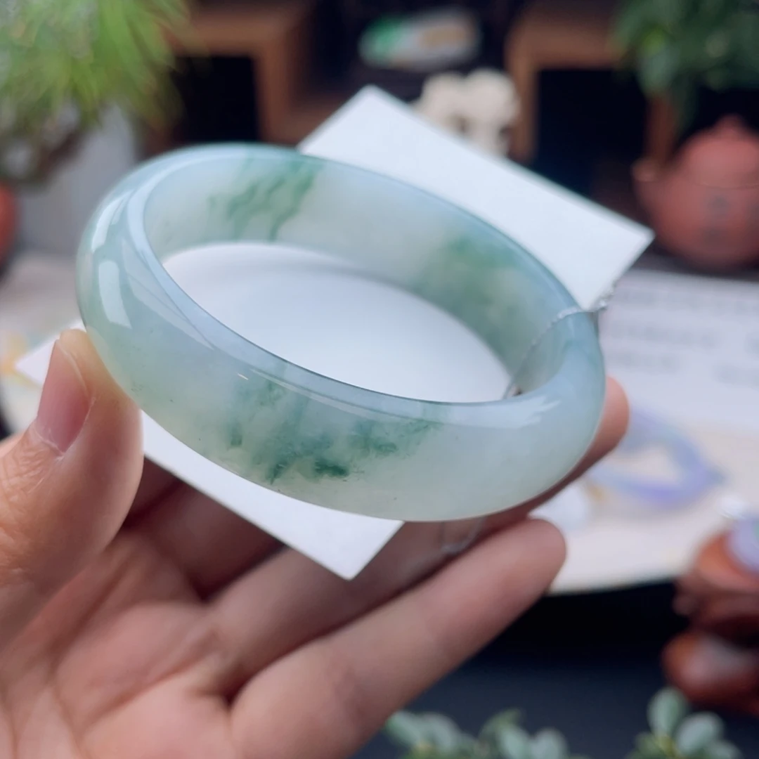 未镶嵌手镯翡翠轮胎飘花