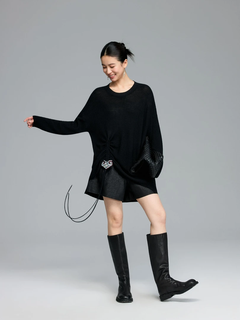 初见十三娘『寻他』新中式国风美丽诺羊毛衫早秋黑显瘦气质百搭时尚