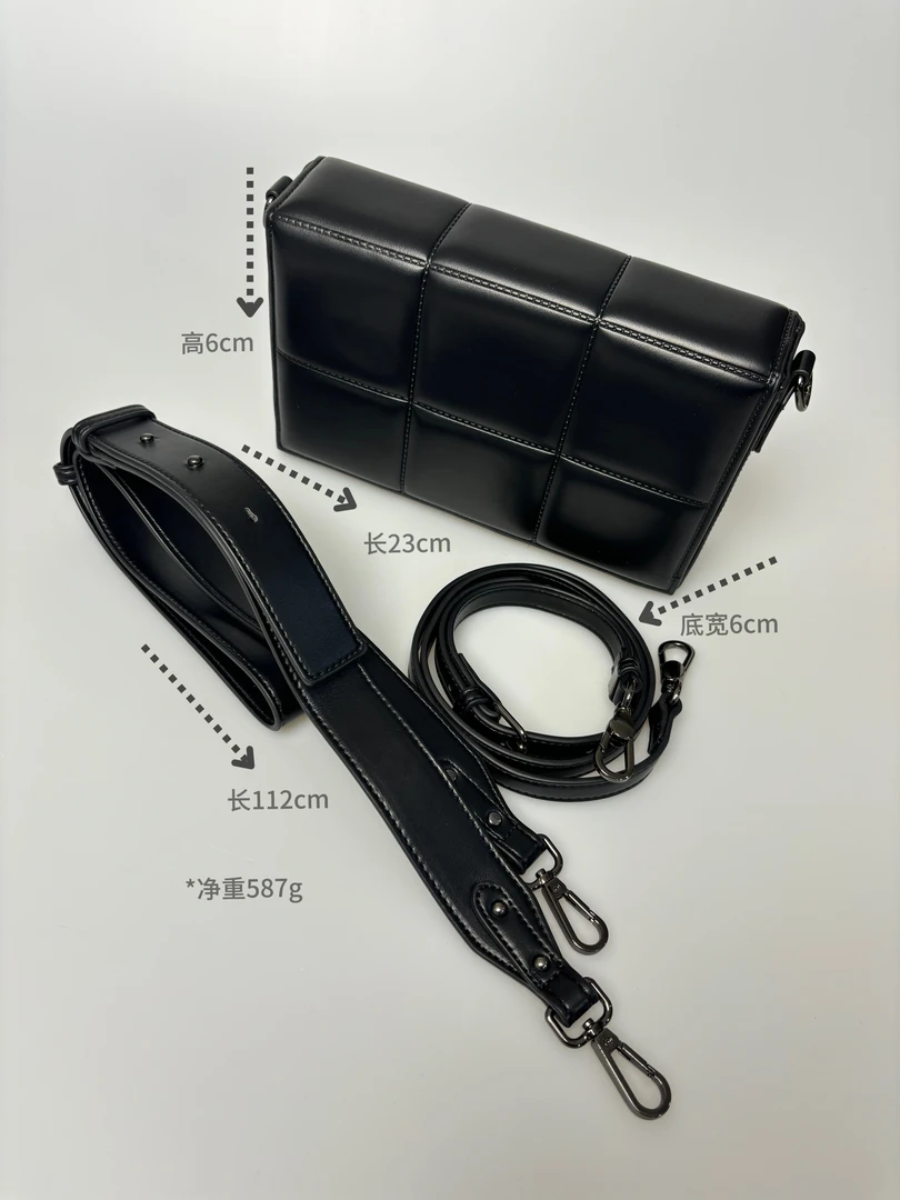 新款简约潮牌轻奢格子软皮包包商务休闲中性男方盒子包斜挎单肩包