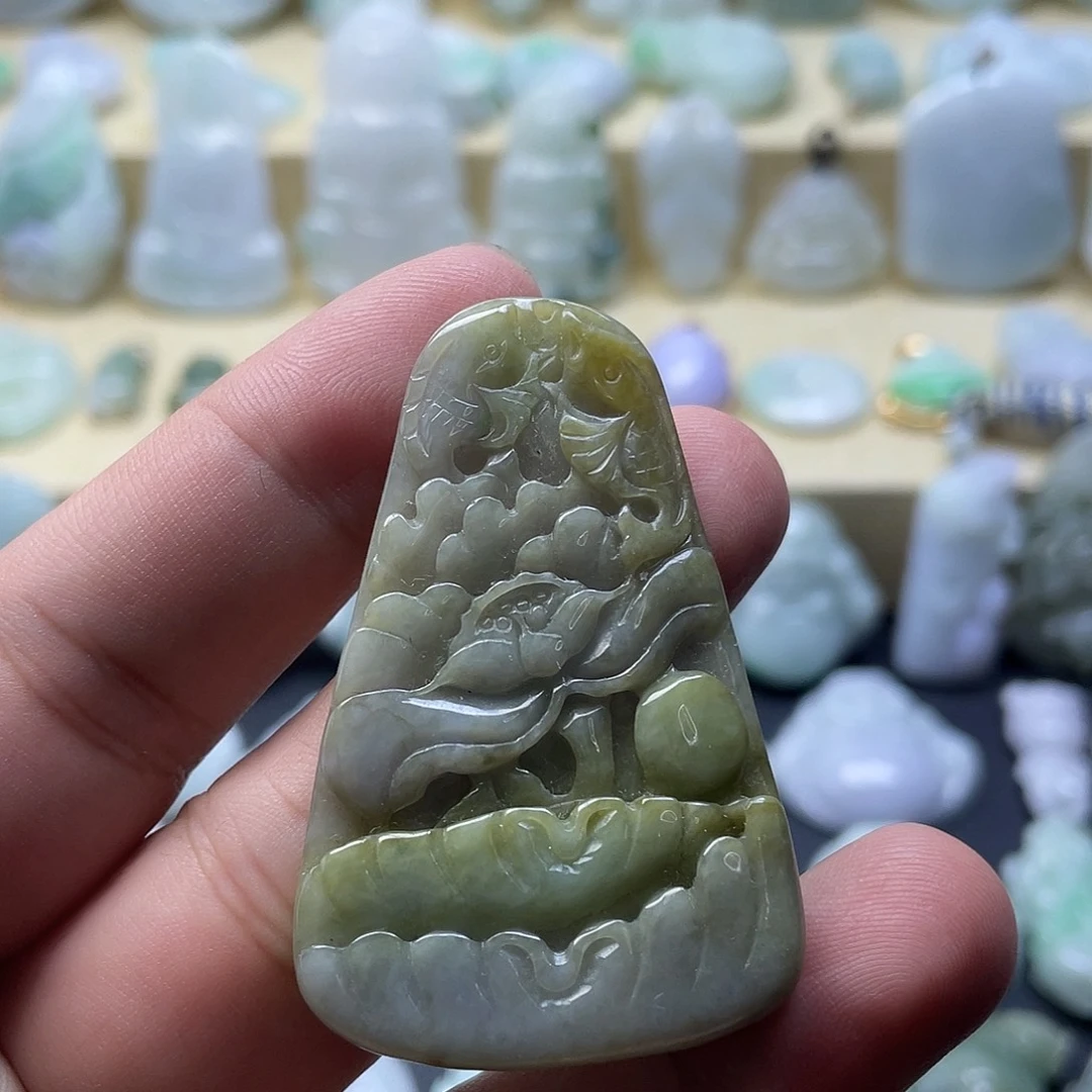 翡翠未镶嵌颈饰纯天然翡翠