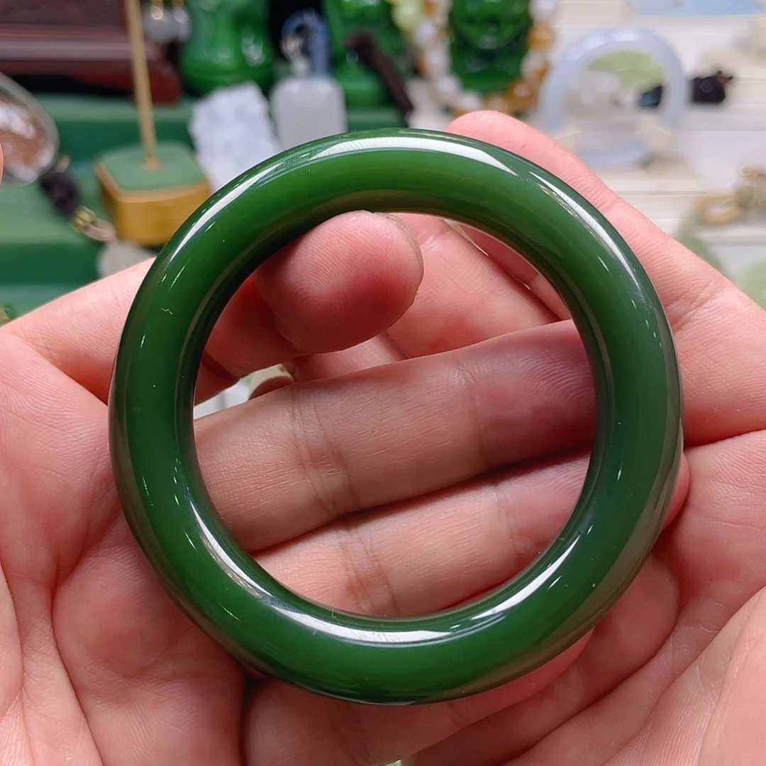 未镶嵌手镯和田玉（碧玉）