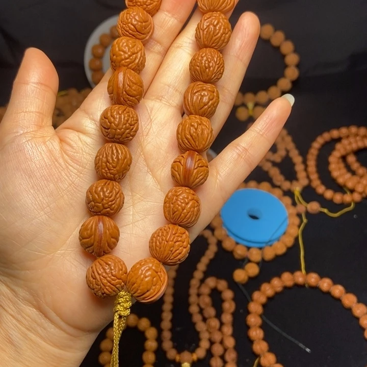 秦岭龙纹桃核手串