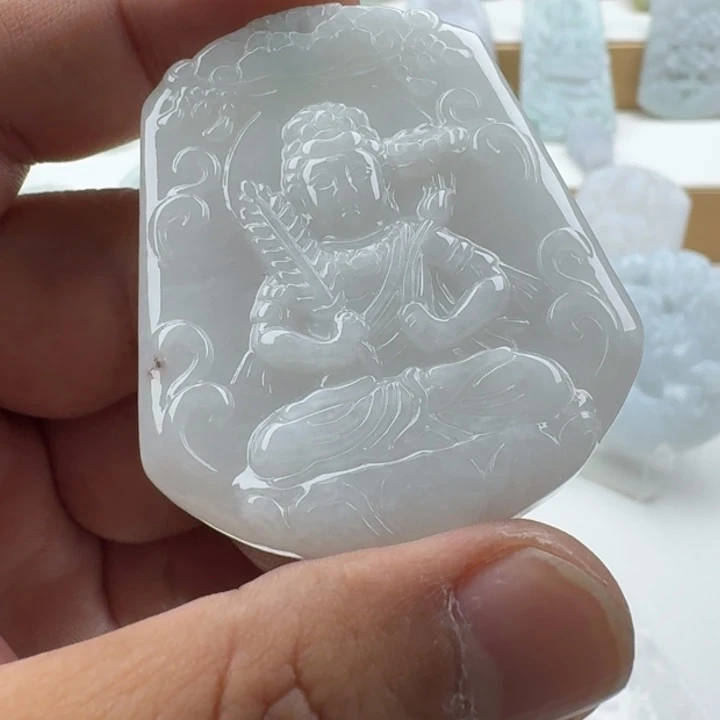 翡翠未镶嵌颈饰天然缅甸A货翡翠