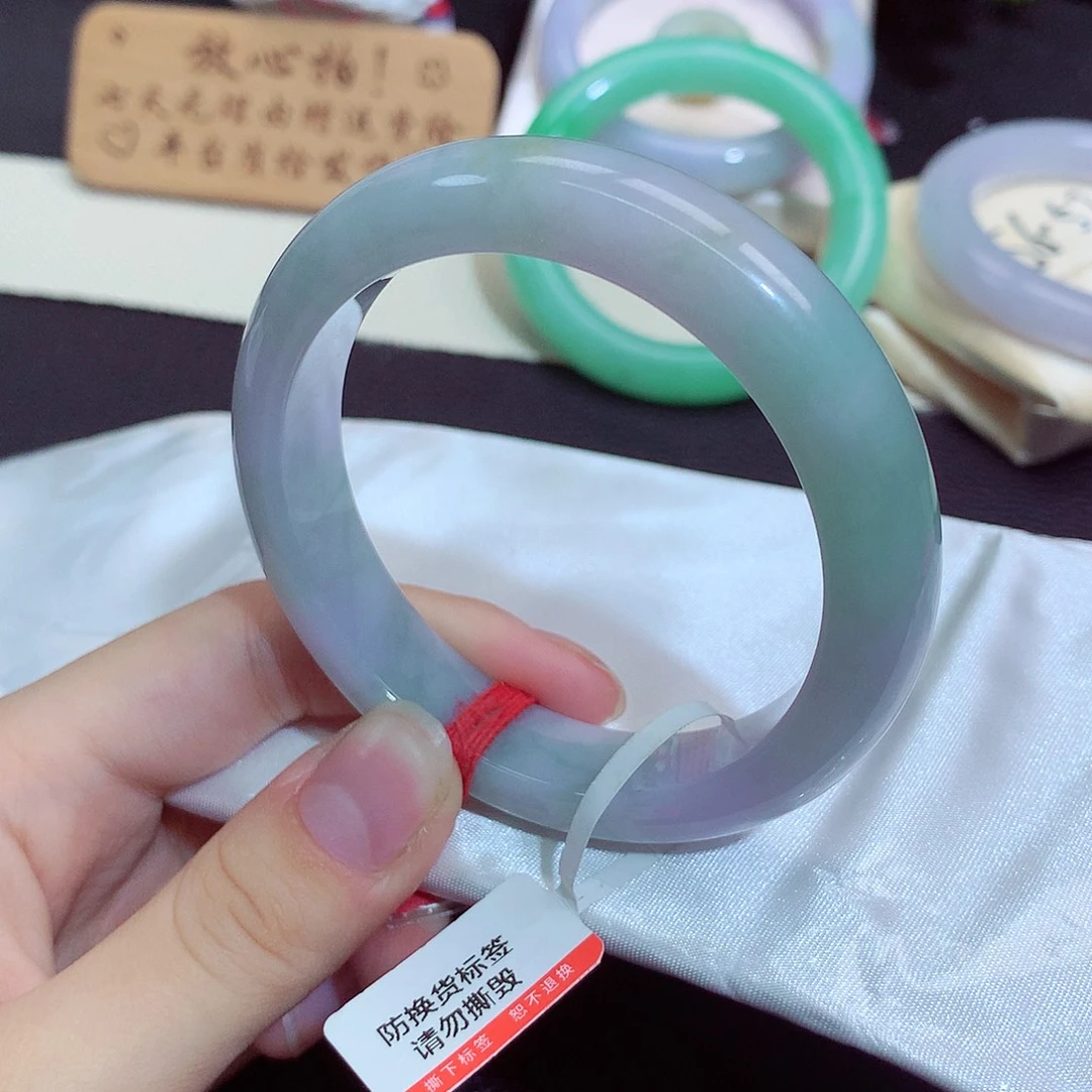 翡翠未镶嵌手镯295