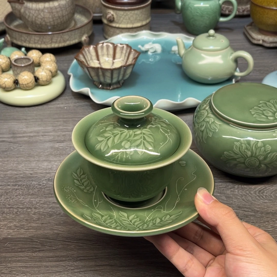 严少英 梅子青 盖碗