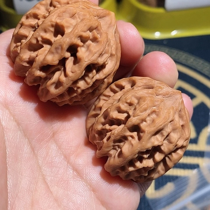 【闪购商品】文玩核桃吊坠帕*尼曹大龙