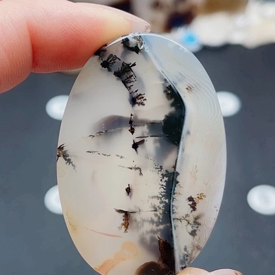 未镶嵌玛瑙/玉髓珠宝奇石长**琴