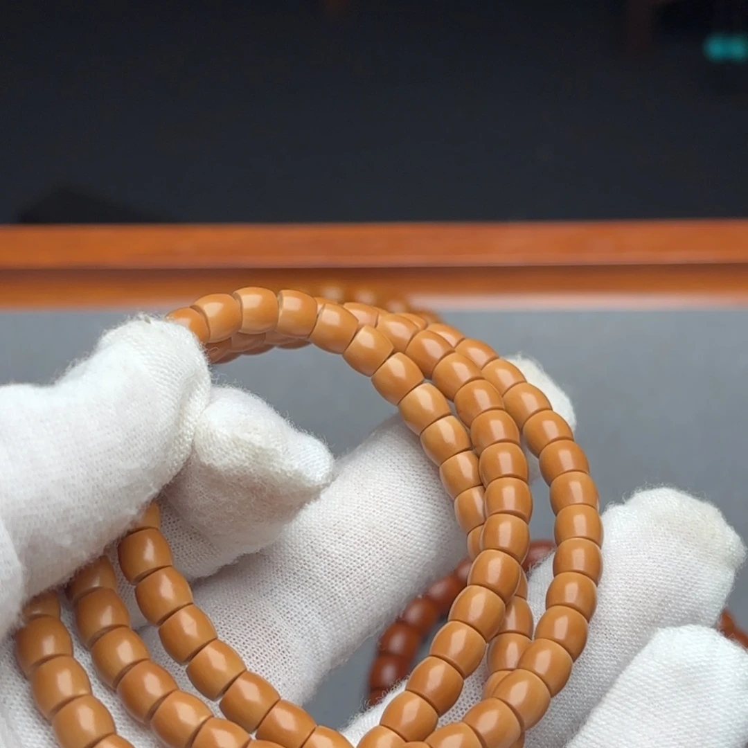 天***灵橄榄核吊坠核尖清水脖挂6.0