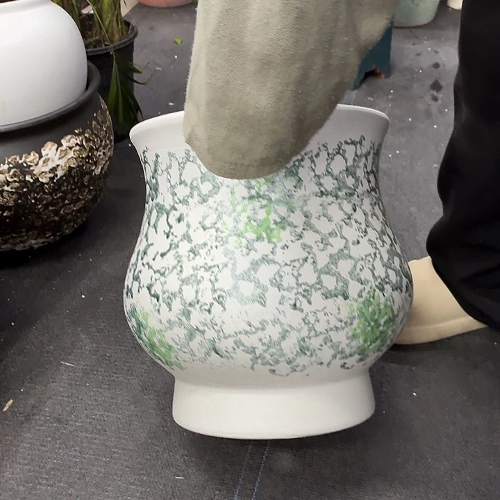 27×30 -粗陶花盆有孔-买买买