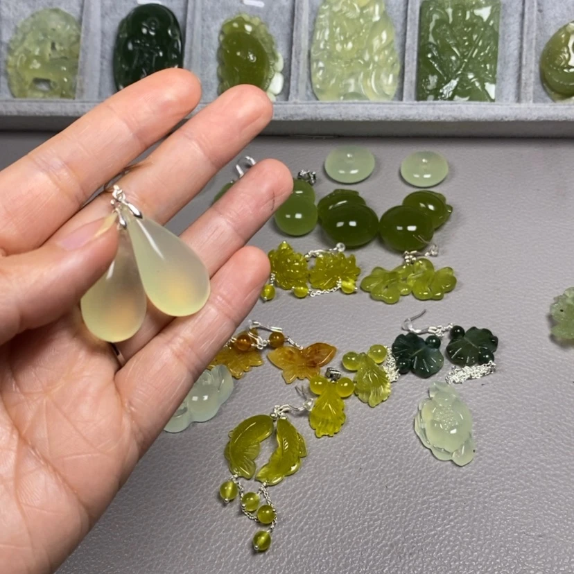 【闪购商品】蛇纹石玉未镶嵌挂件耳饰耳环项链