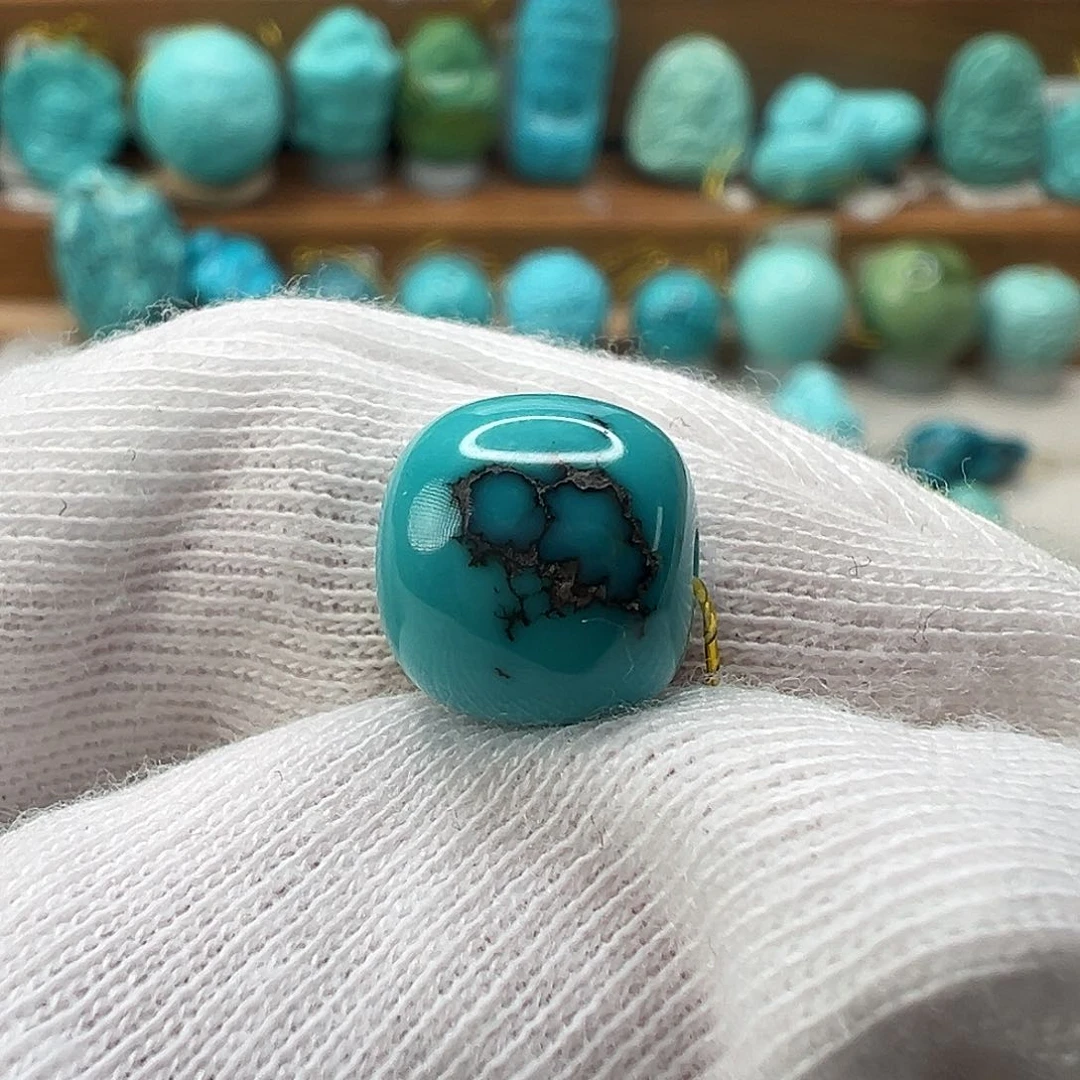 绿松石配饰未镶嵌