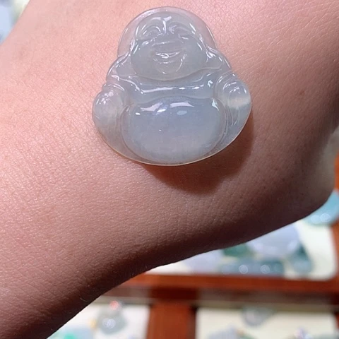 颈饰未镶嵌翡翠佛公