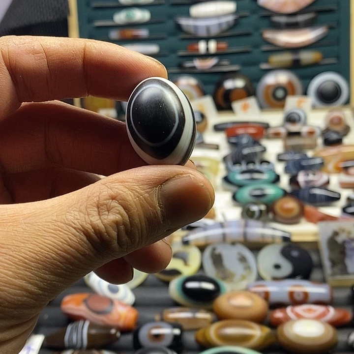 未镶嵌颈饰玛瑙/玉髓