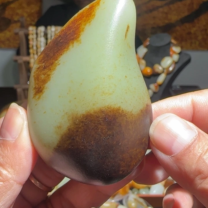 和田玉把件未镶嵌116克