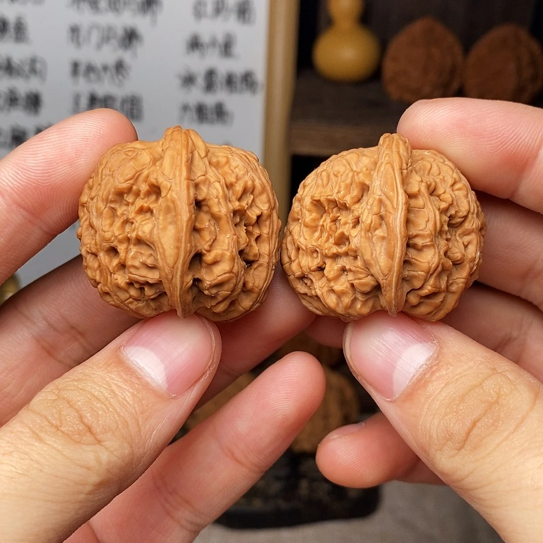 吊坠文玩核桃龙洞峪