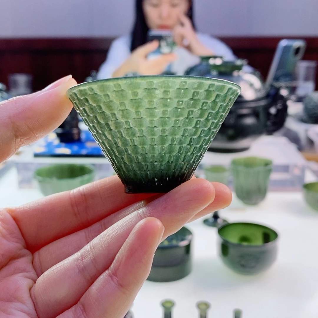未镶嵌和田玉（青玉）摆件