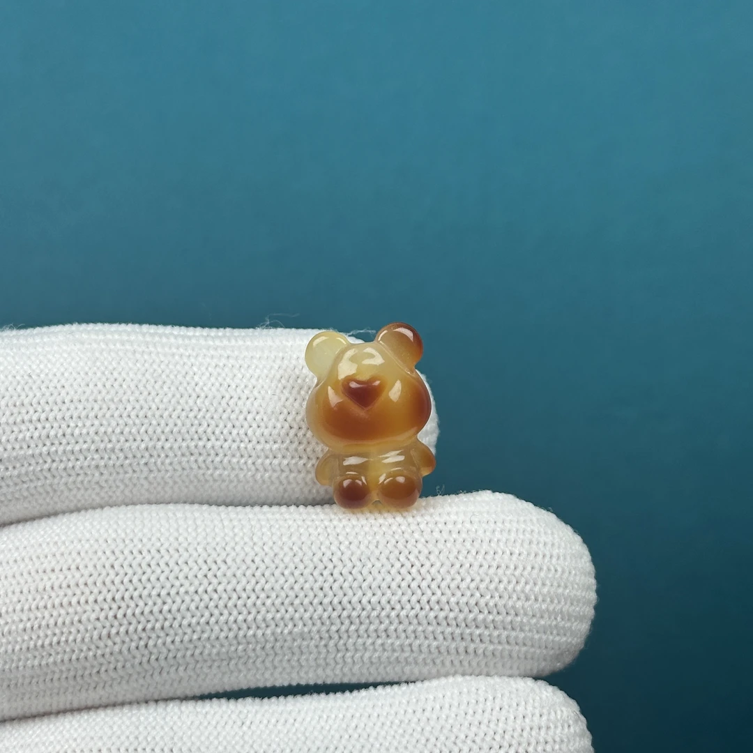 K1662天然原矿蜜蜡 雕刻小熊12*18*10mm 支持鉴定 假一罚十