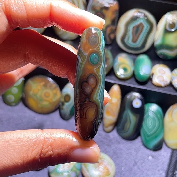 玛瑙/玉髓珠宝奇石未镶嵌