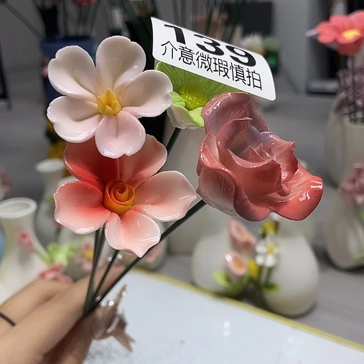 陶瓷纯手工捏花设计