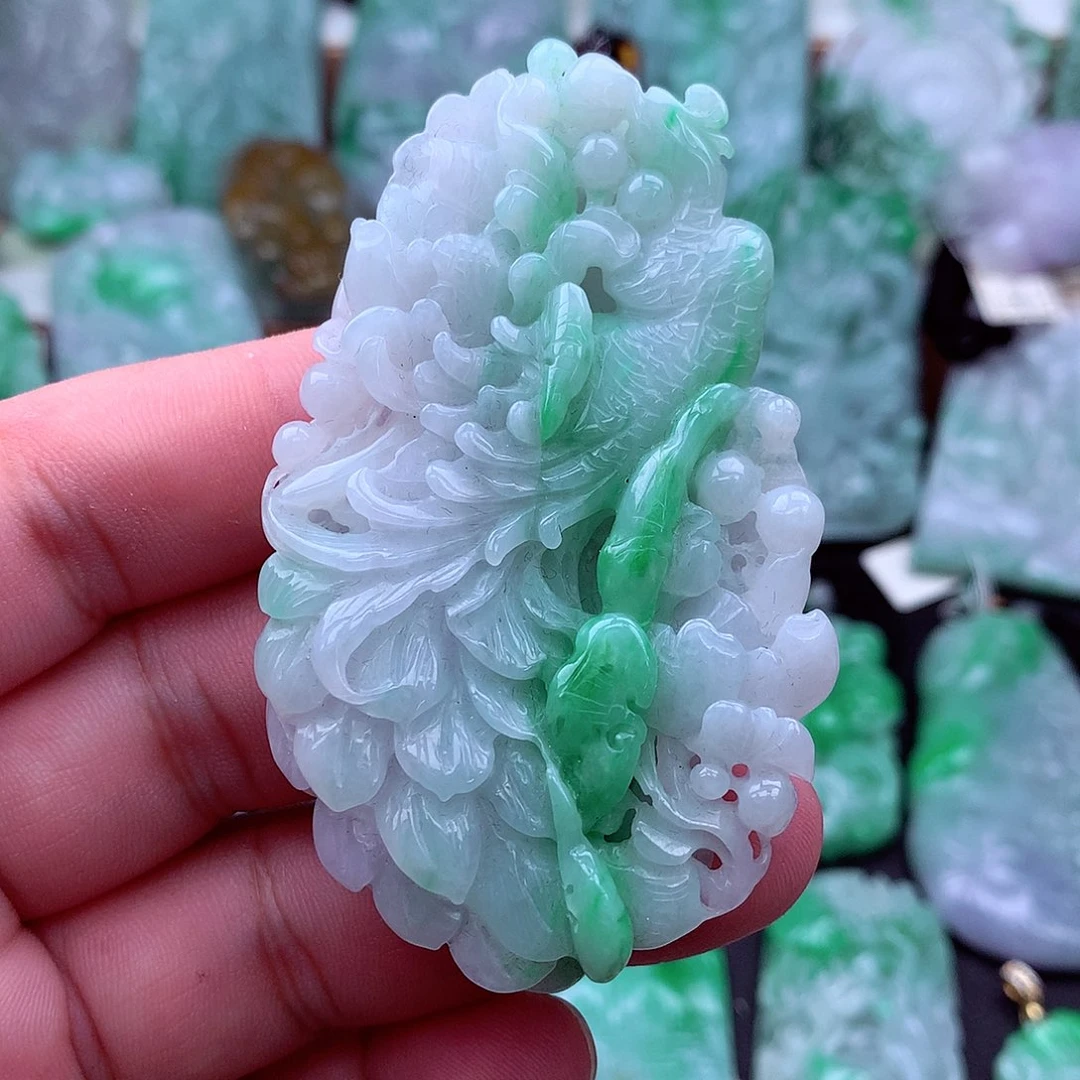 翡翠未镶嵌吊坠(不含链)