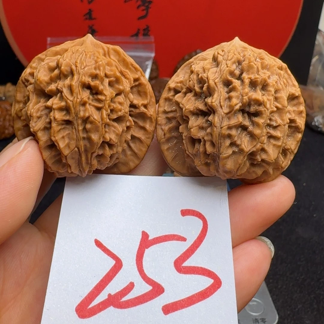 文玩核桃把件42盘龙