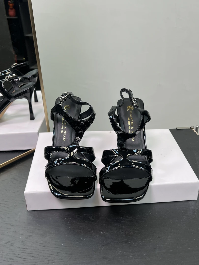 （8厘米）5585黑色细跟高跟鞋