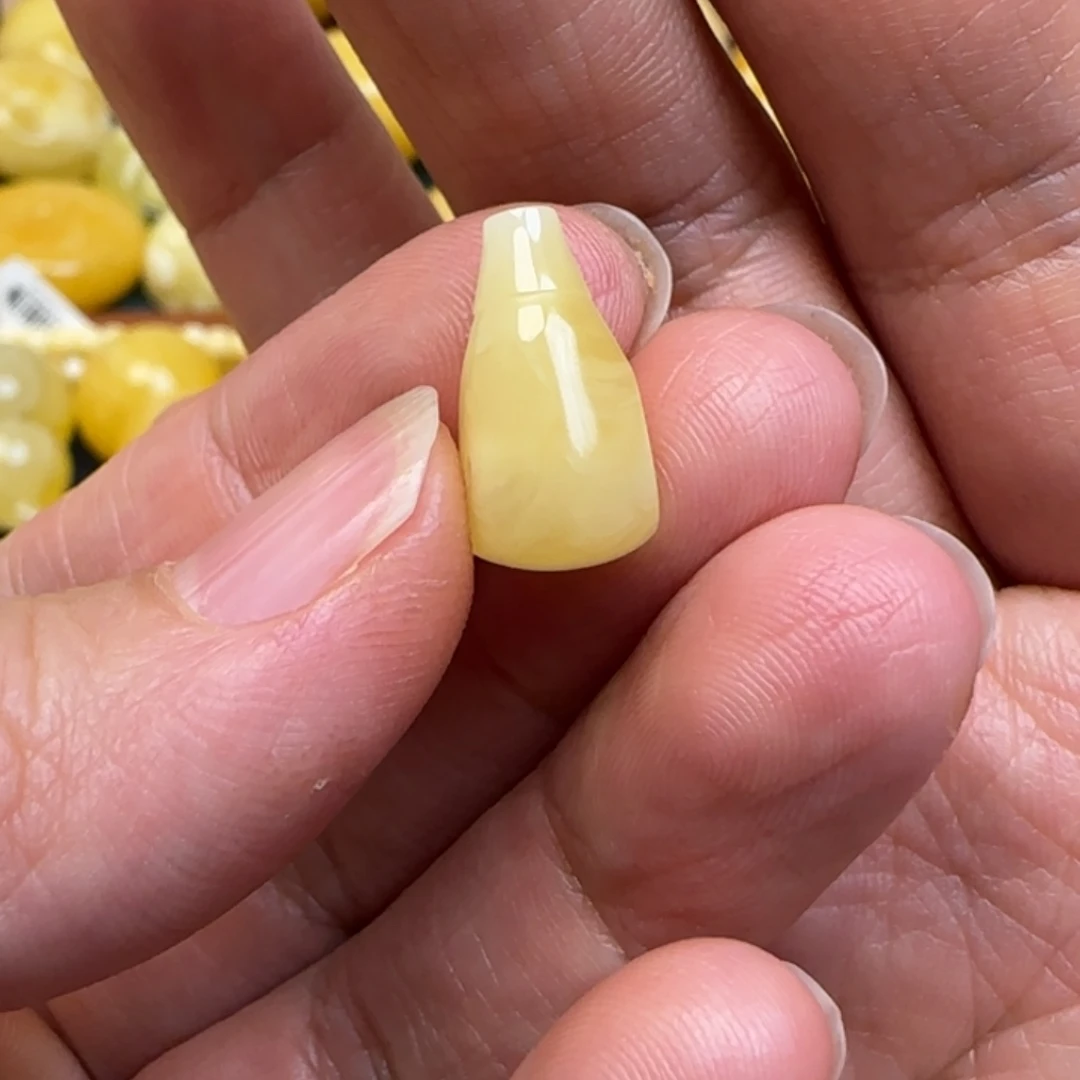 蜜蜡未镶嵌颈饰天然蜜蜡