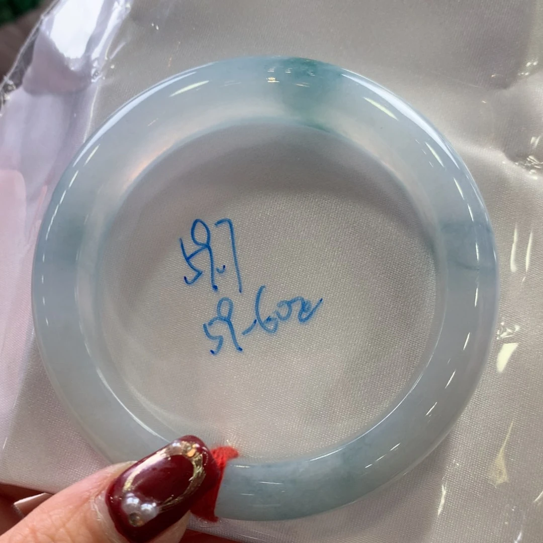 翡翠颈饰未镶嵌60正圈