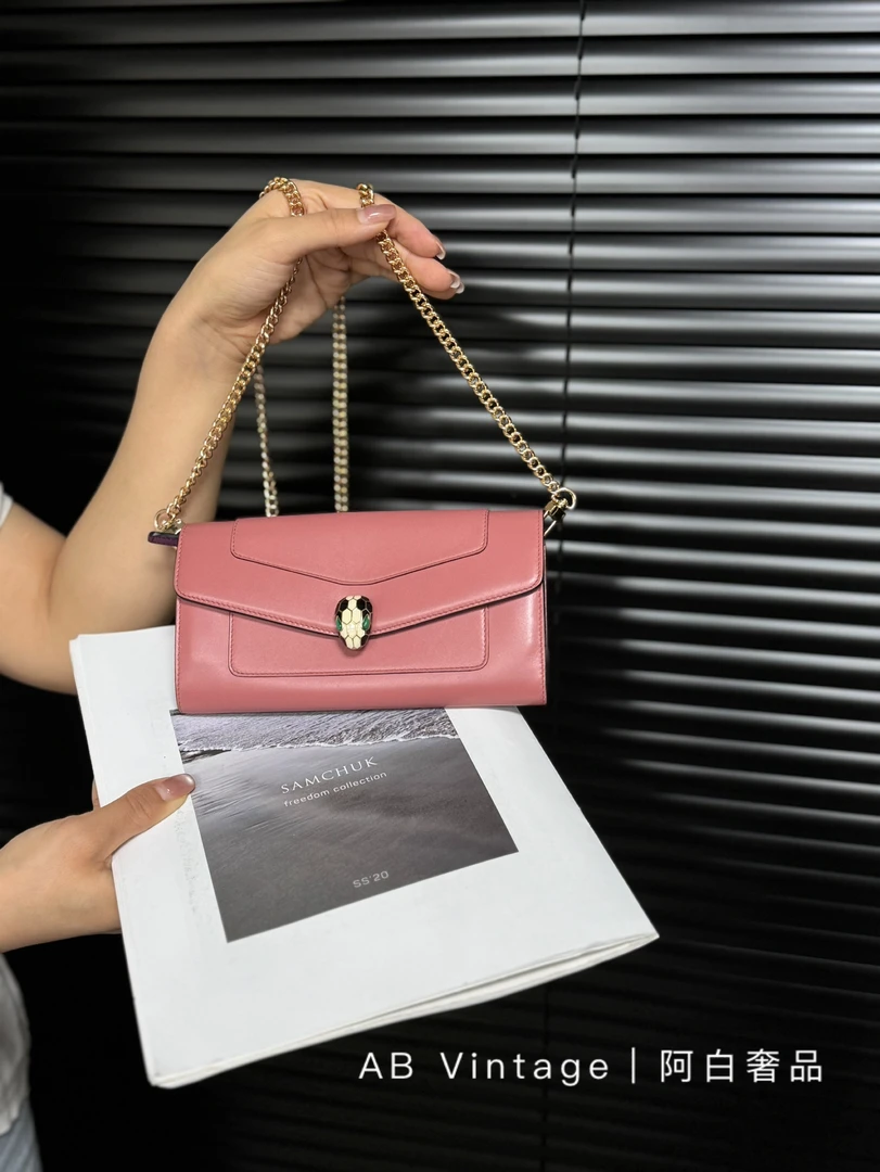 95新 BVLGARI/宝格丽 阿白奢品/ 宝格丽 粉色手拿包