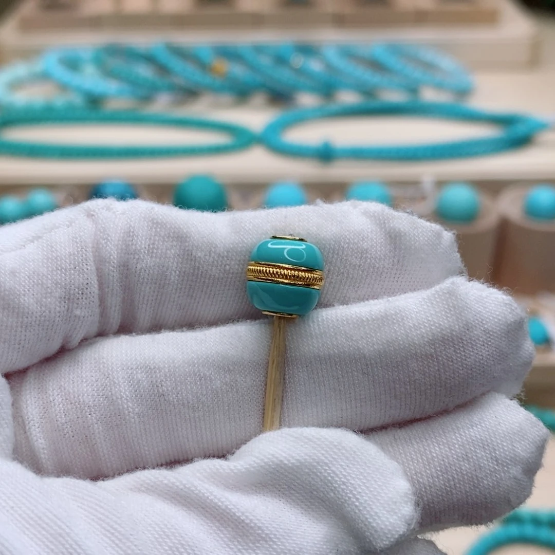 绿松石珠宝奇石18K金镶嵌