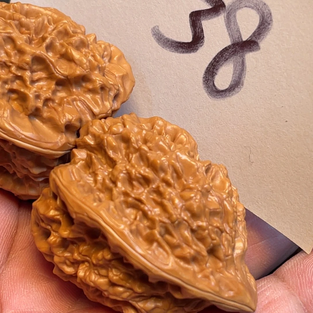 文玩核桃吊坠vvhhhghhhh