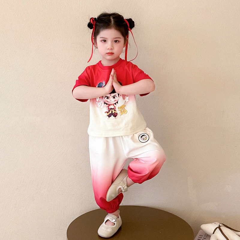 运动夏季哪吒衣服古装新款洋气薄款时髦女孩短袖女儿童t恤