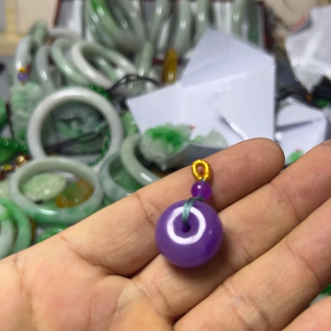 蓝***）吊坠白玉菩提吊坠