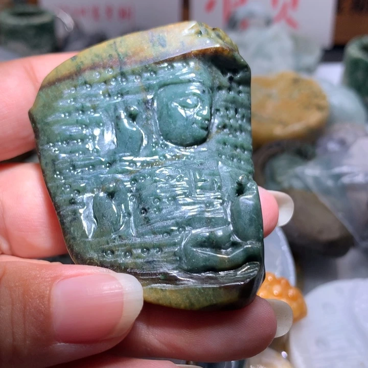 翡翠未镶嵌颈饰保真天然A货翡翠