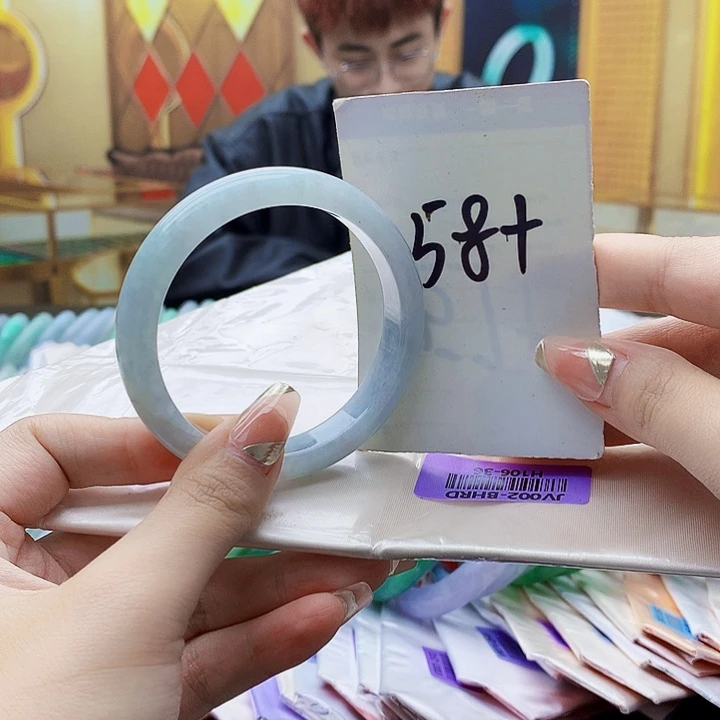 翡翠未镶嵌手镯0000976790000