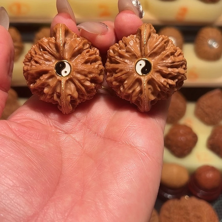 桃核吊坠精品宫灯42尺