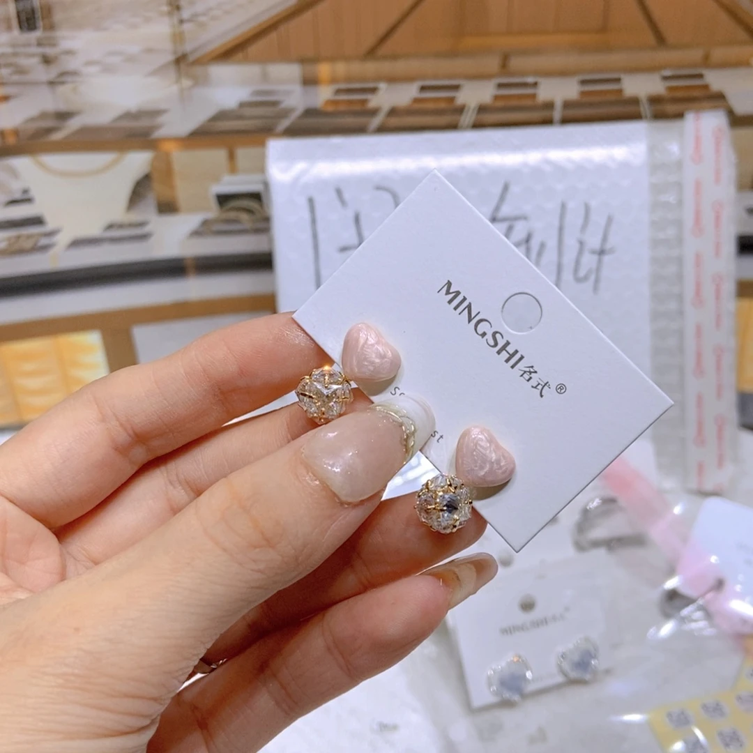 铁合金琉璃合金新品流沙粉桃心