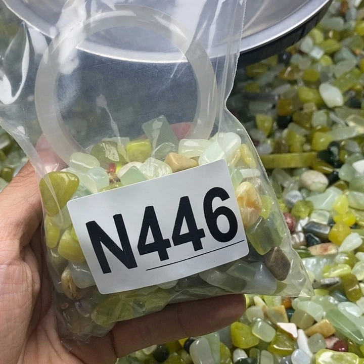 蛇纹石玉未镶嵌鱼缸石