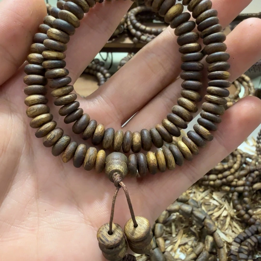 沉香碎屑沉香0.8双圈算盘珠 11g+