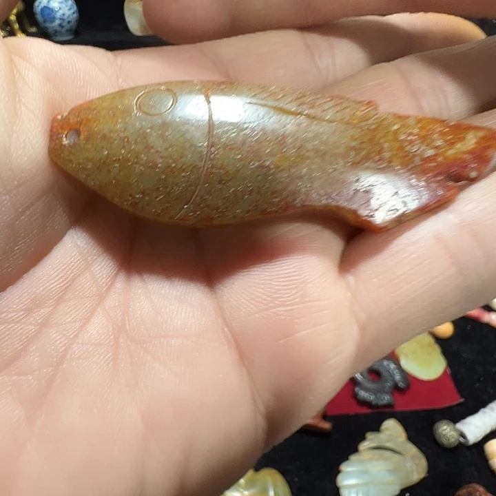 透闪石质玉未镶嵌挂件