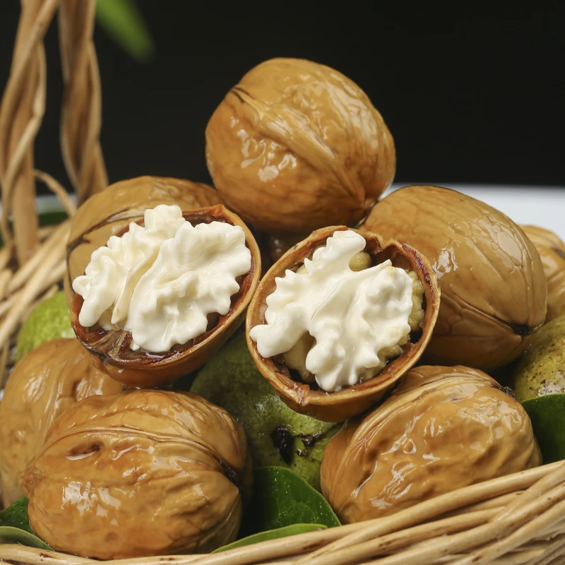 2025年新鲜核桃当季湿核桃适合孕妇宝宝的零食带青皮去青皮都有