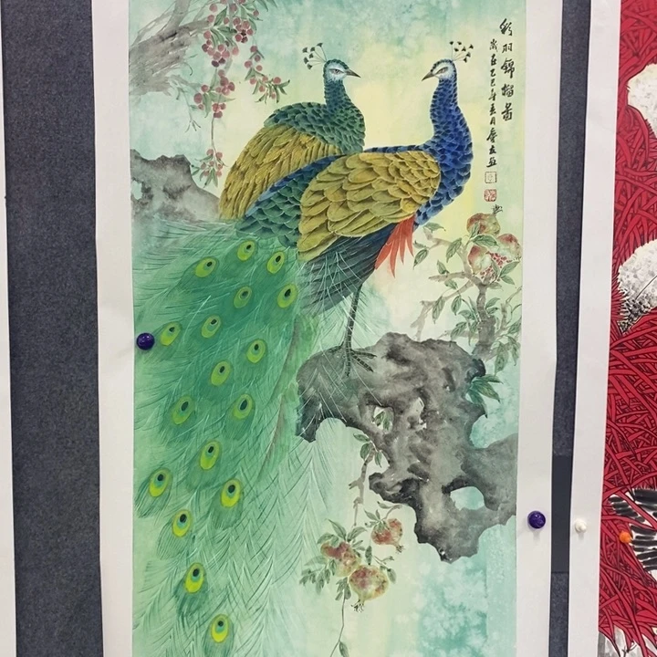 手绘作品等多种形式进行