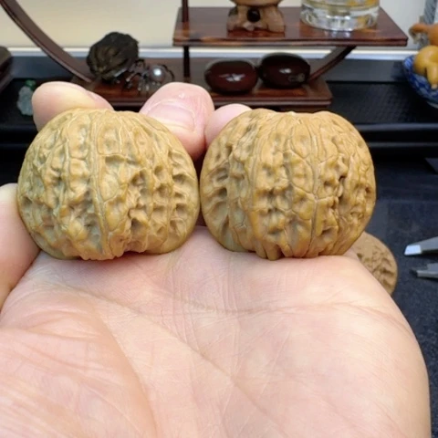 文玩核桃吊坠磨盘