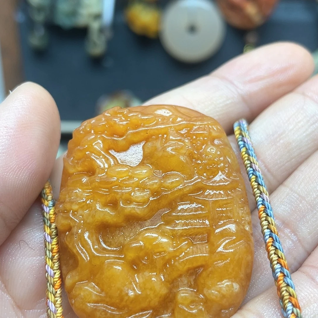 未镶嵌蛇纹石玉颈饰