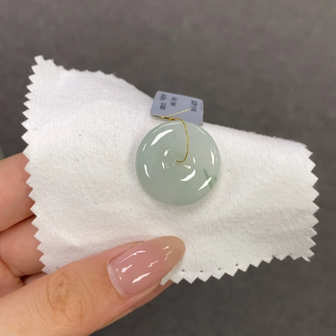 【闪购商品】翡翠未镶嵌颈饰平安扣