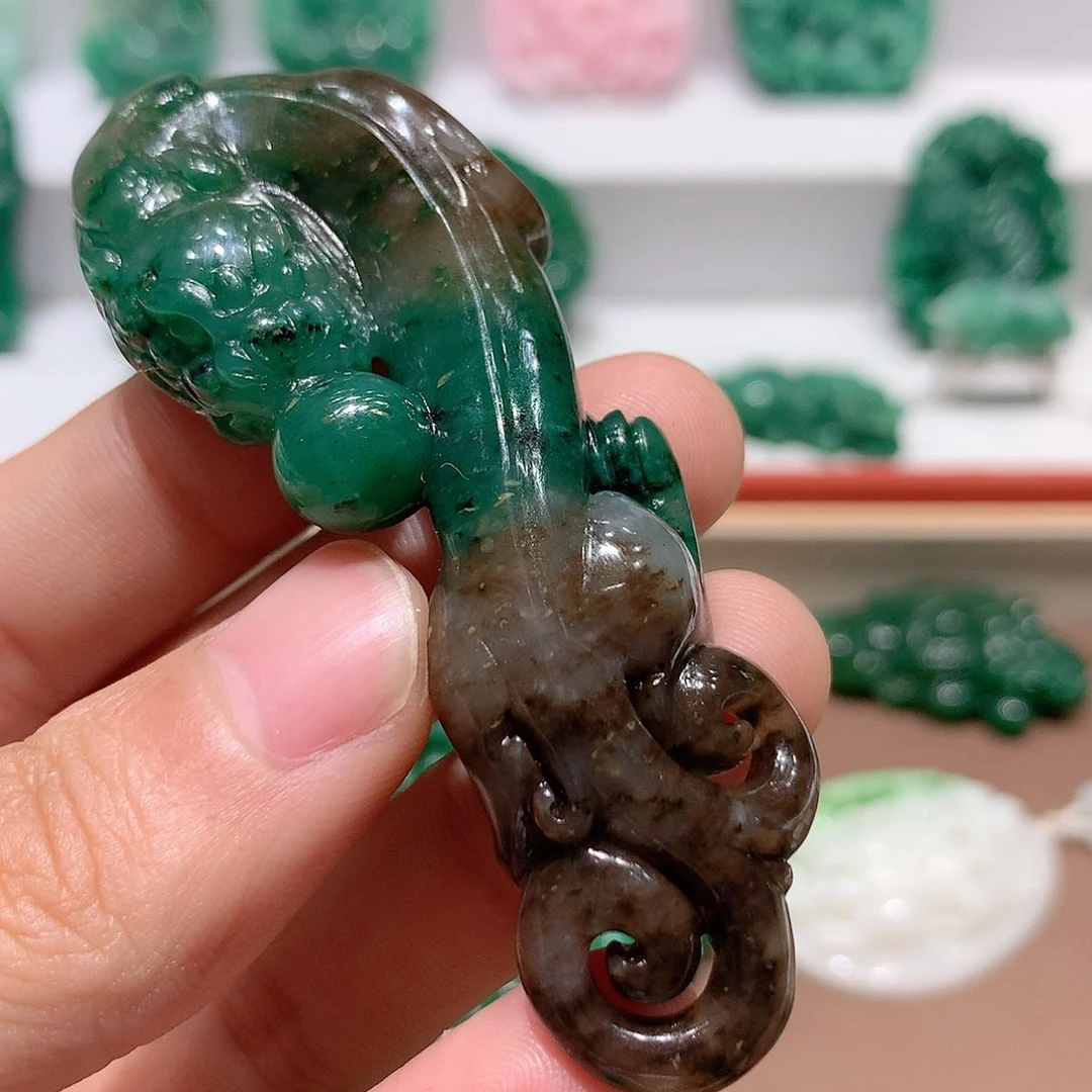 独山玉挂件未镶嵌Y**g