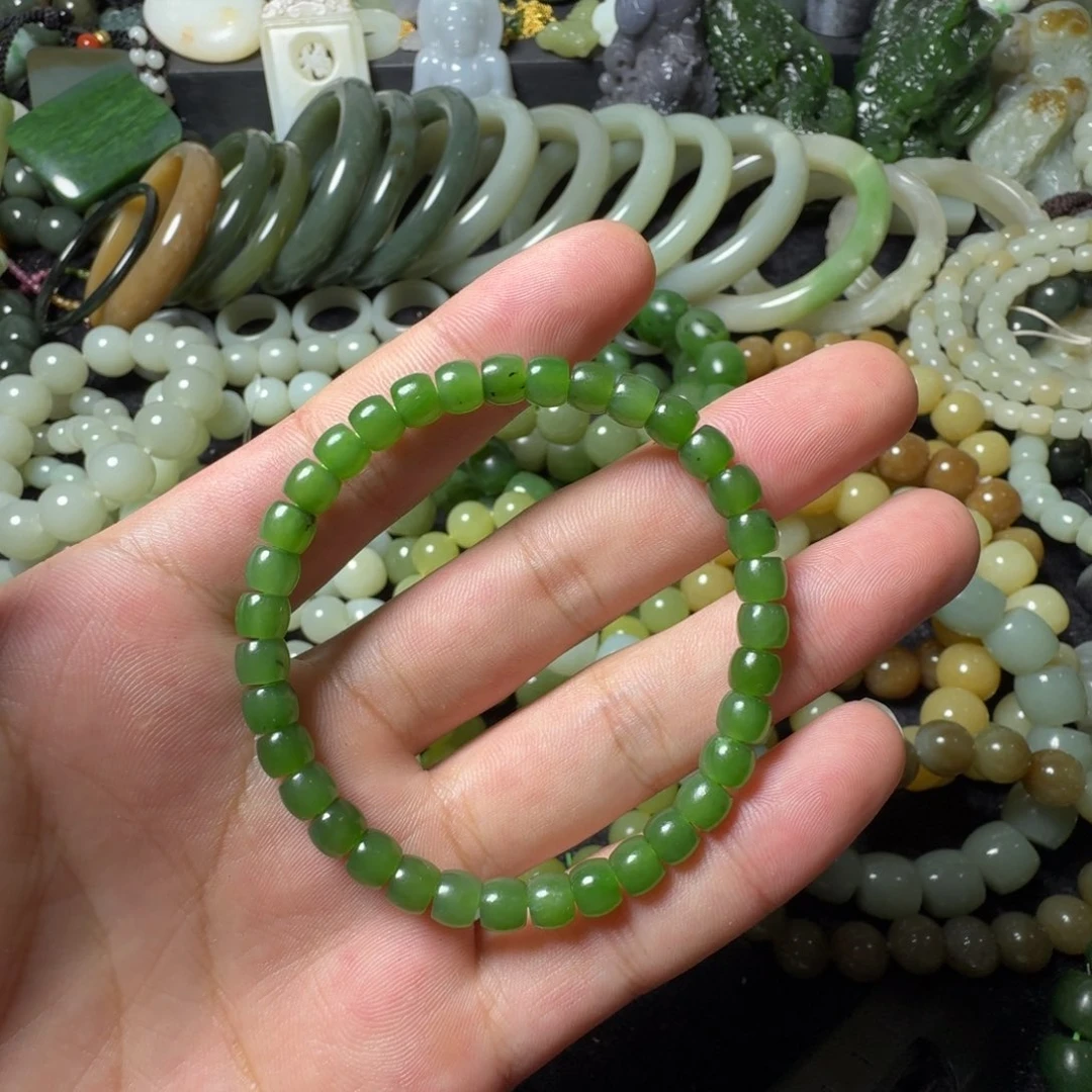 和田玉未镶嵌手串