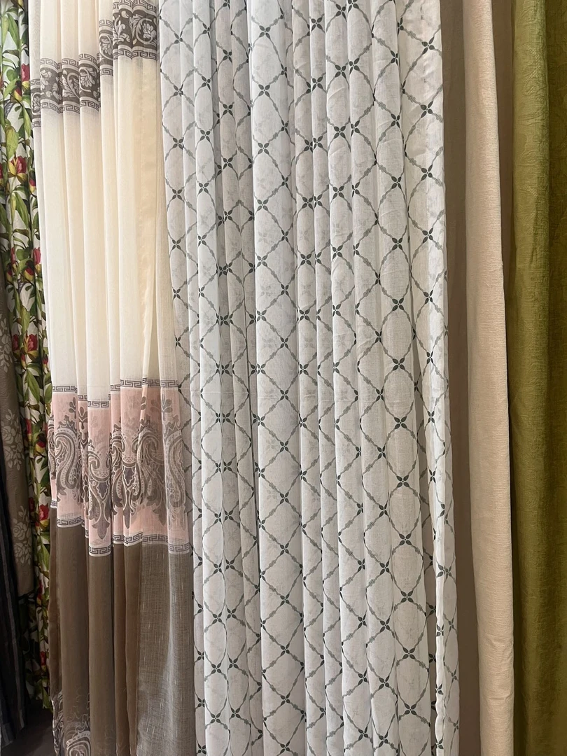 【窗帘布艺最新款】