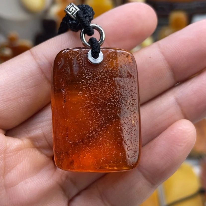 【闪购商品】琥珀颈饰未镶嵌