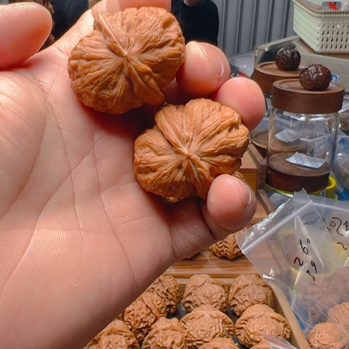 把件文玩核桃平谷元宝